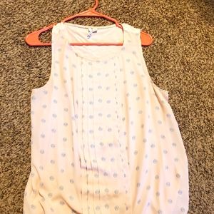 Sleeveless blouse